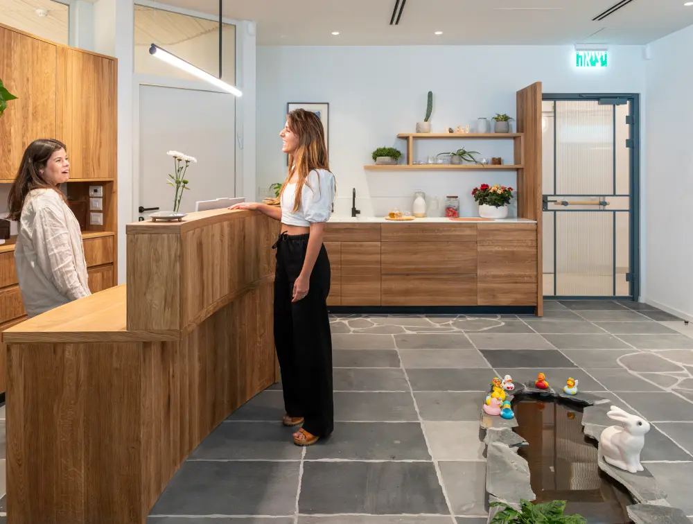 ד"ר שרון ברכר קליניקה (7)